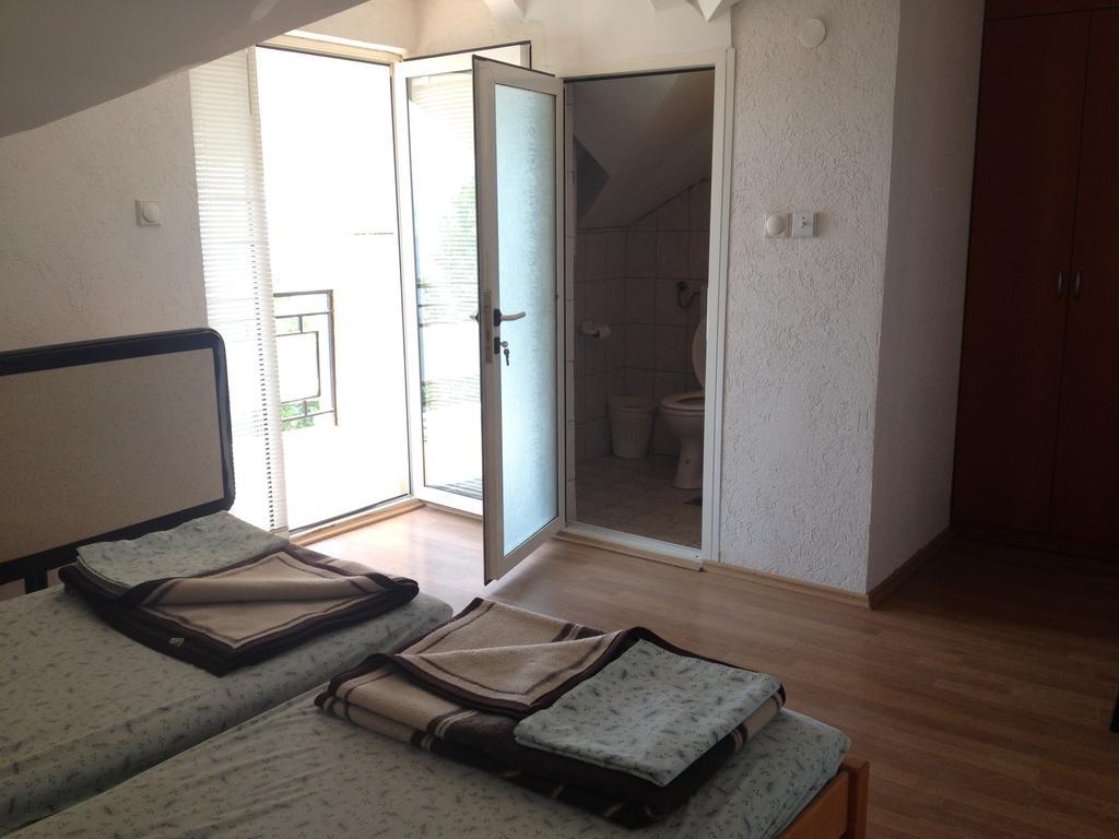 Guest House Lokoski Пештани Номер фото